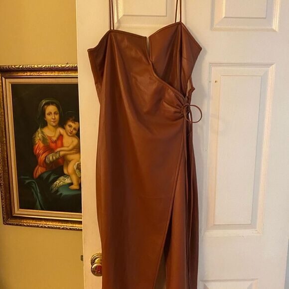 - Nanushka Anubi Asymmetrical Side-Tie Vegan Leather Brick Midi Dress, L - Picture 5 of 12